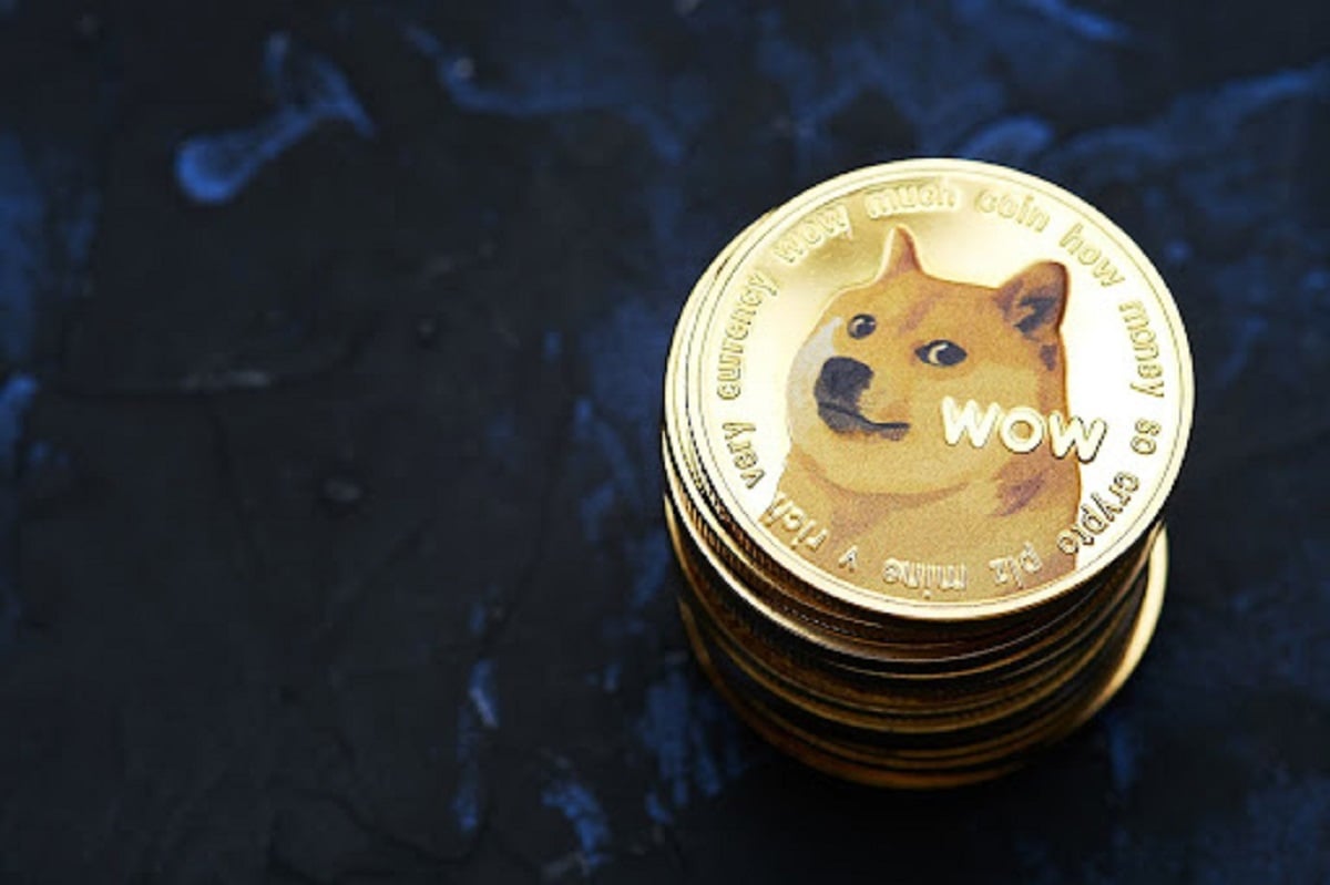 Can Dogecoin Return to $0.11 Before Investors Panic?